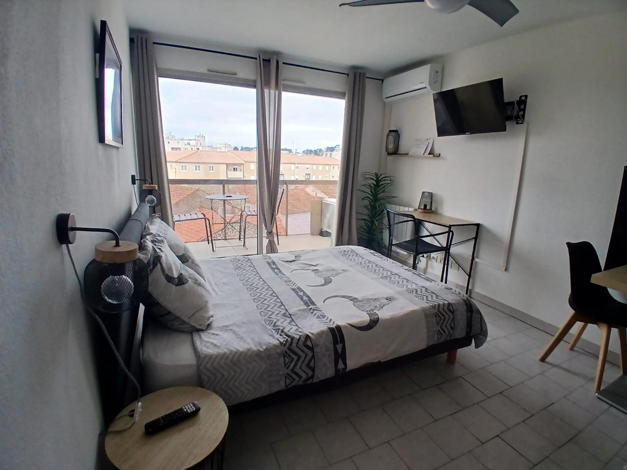 Clim Parking Dhuoda Apartment Nîmes